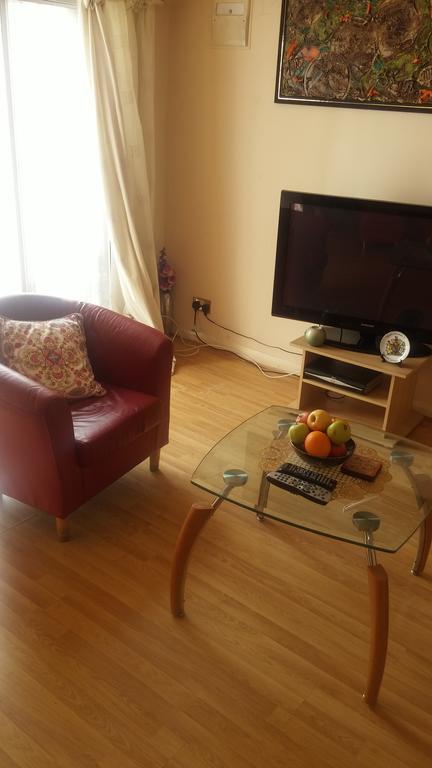 Clean And Modern 1 Bedroom Apartment Hounslow Exterior photo